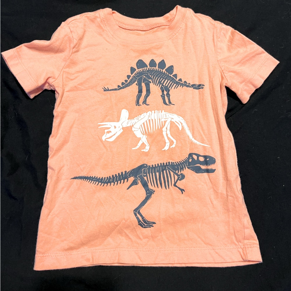 Graphic tee